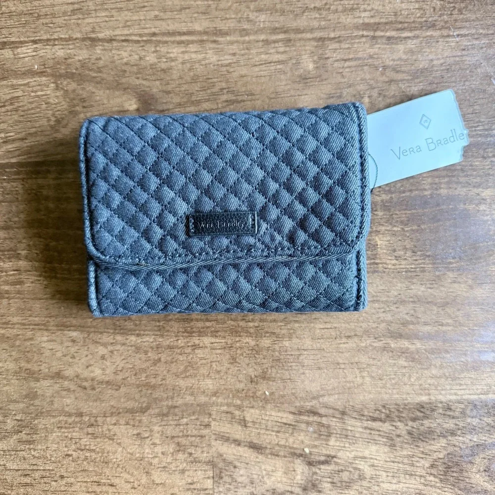 Vera Bradley RFID Protection Quilted Denim Trifold Wallet Blue Floral Interior